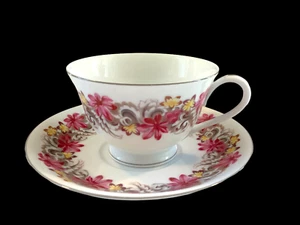 Vintage Noritake Nippon Toki Kaisha Footed Cup & Saucer Pink Floral Circa 1949 - Picture 1 of 11