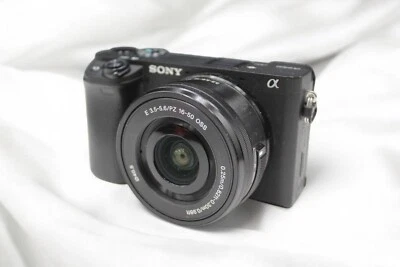 [Mint] Sony Alpha A6400 Mirrorless Digital Camera Lens Set w/Battery, charger - Image 1 of 4