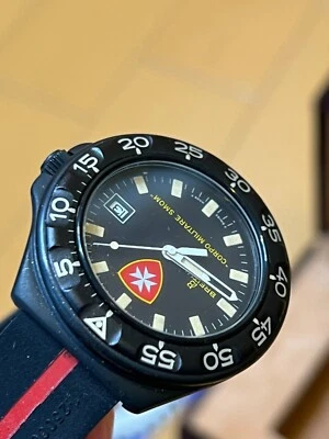 Reloj pulsera Breitling Colt Corpo Militare Smom 1987' usado en mano Foto 1 de 4