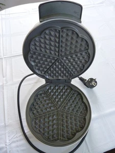Ideenwelt Waffeleisen Waffle Maker Herzform - Bild 1 von 4
