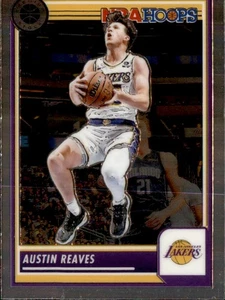 Aros de stock premium Panini 2023-24 Austin Reaves Los Angeles Lakers #120 - Imagen 1 de 2