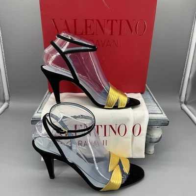 NUEVAS Sandalias para Mujer Valentino Garavani Foliefoliage Negras/Doradas Talla 7.5 Foto 1 de 4