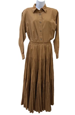 Blusa Falda Conjunto On The Verge Mediana Marrón Boho En Niveles Completos Pradera Occidental Foto 1 de 4