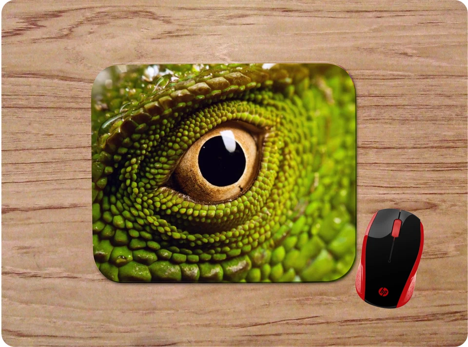 GREEN LIZARD EYE REPTILE CUSTOM NON-SLIP NEOPRENE MOUSEPAD HOME OFFICE GIFT - Image 1 of 1