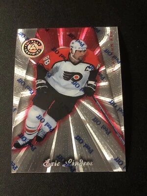1997-98 Pinnacle Totally Certified Platinum Red /6199 Eric Lindros #31 HOF - Image 1 of 2