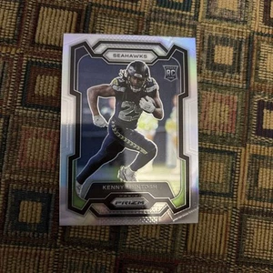 2023 Panini Prizm - Rookies Kenny McIntosh #391 Silver Prizm (RC) - Bild 1 von 2