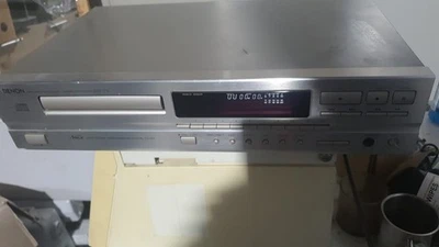 Denon DCD-715. CD Player champagner  - Bild 1 von 4