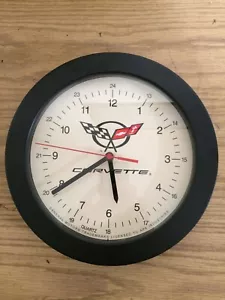 Rare Vintage Corvette Black 10" Crossed Racing Flags Logo Battery Wall Clock APA - Picture 1 of 2