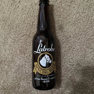 Botella especial de vidrio marrón Latrobe 1998 cerveza Rolling Rock regalo a los empleados Foto 1 de 4