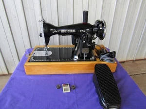 Godfrey-Sterling Sewing Machine Black Japan Vintage - Imagen 1 de 14