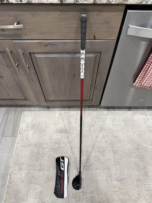 Titleist GT2 24* híbrido.  Eje Tour AD VF 95x. Excelente estado. Foto 1 de 4