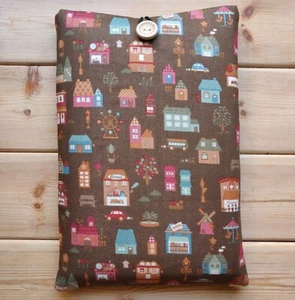 FUNDA LIBRO TELA Hecha a Mano Funda Literaria Acolchada Handmade Ciudad - Imagen 1 de 4