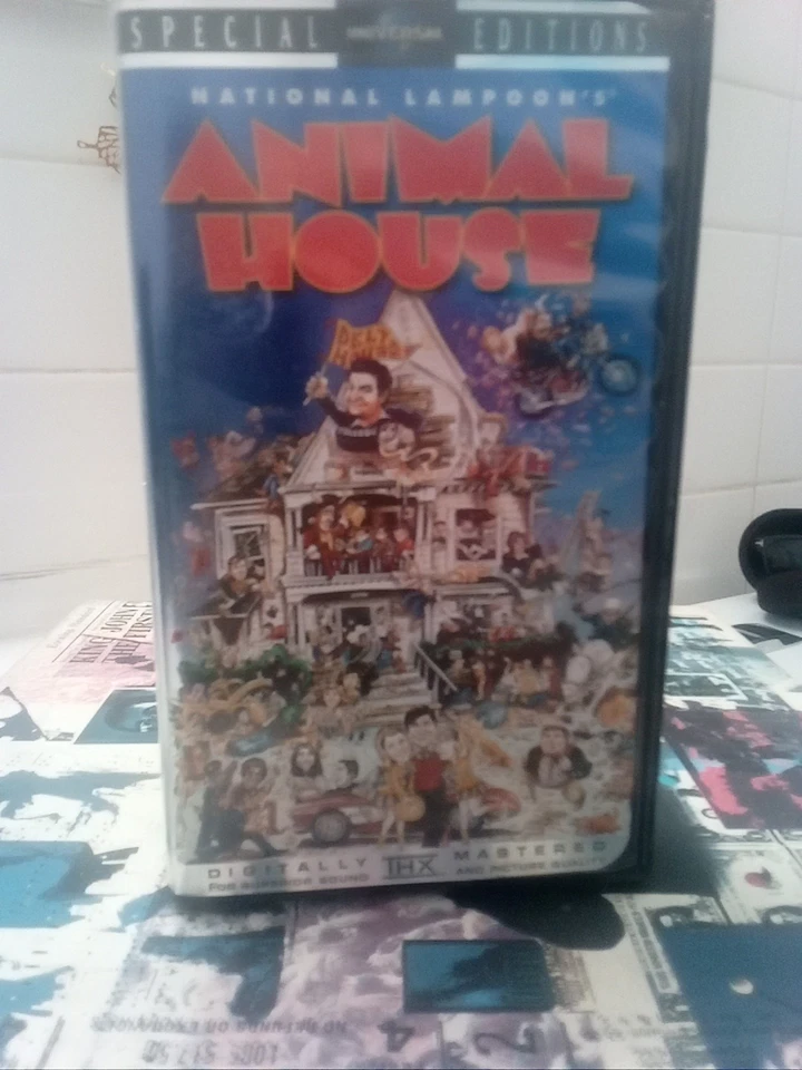 National Lampoon's ANIMAL HOUSE 1998 VHS Digitally Remastered Special Edition Foto 1 de 3