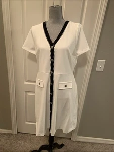 Karl Lagerfeld schwarz-weiß Knopfleiste Damen Kleid Größe 12 - Bild 1 von 7