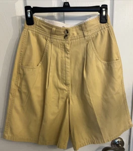 Women’s Yellow Westbound Shorts size 6 - Picture 1 of 7