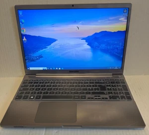 Samsung Chronos Series 7 NP700Z5C i5-3210M RAM 8GB, SSD 128GB Windows 10 Laptop - Imagen 1 de 21