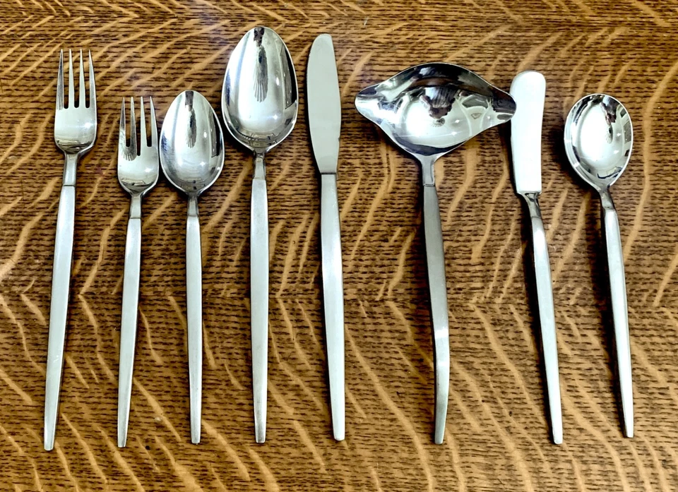 Lot  4  Stanley Roberts ASTRO pattern MID CENTURY MODERN Serving Pieces + Knife - Image 1 of 4