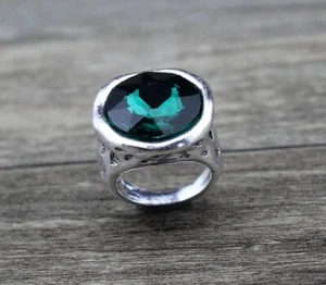 Handmade Uno STYLE De Único 50's Ring GREEN Size 9 (R21) - Picture 1 of 5