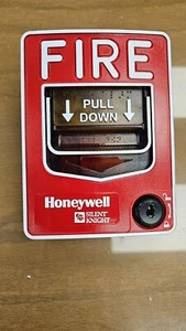 Honeywell Silent Knight SK-PULL-SA Addressable Pull Station - Picture 1 of 2