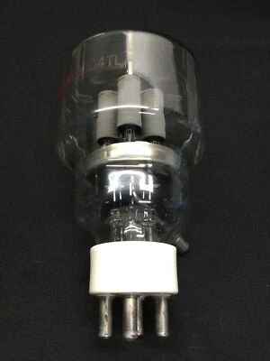 Amplificador lineal EIMAC VT 129 304TL RADIOAFICIONADO TRIODO bajo Mu tubo de vacío W.8819 Foto 1 de 4