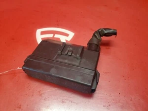 Infiniti Ex35 2008-2012 fabricante de equipos originales fusible delantero derecho caja de relajación unión - Imagen 1 de 6