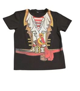 BOYS Pirate Themed Short sleeve Black T- Shirt Size 8 - Picture 1 of 3