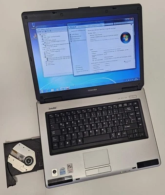 Toshiba Satelite L40 Dual Core 2GB 160GB Windows XP DVD Brenner - Bild 1 von 4
