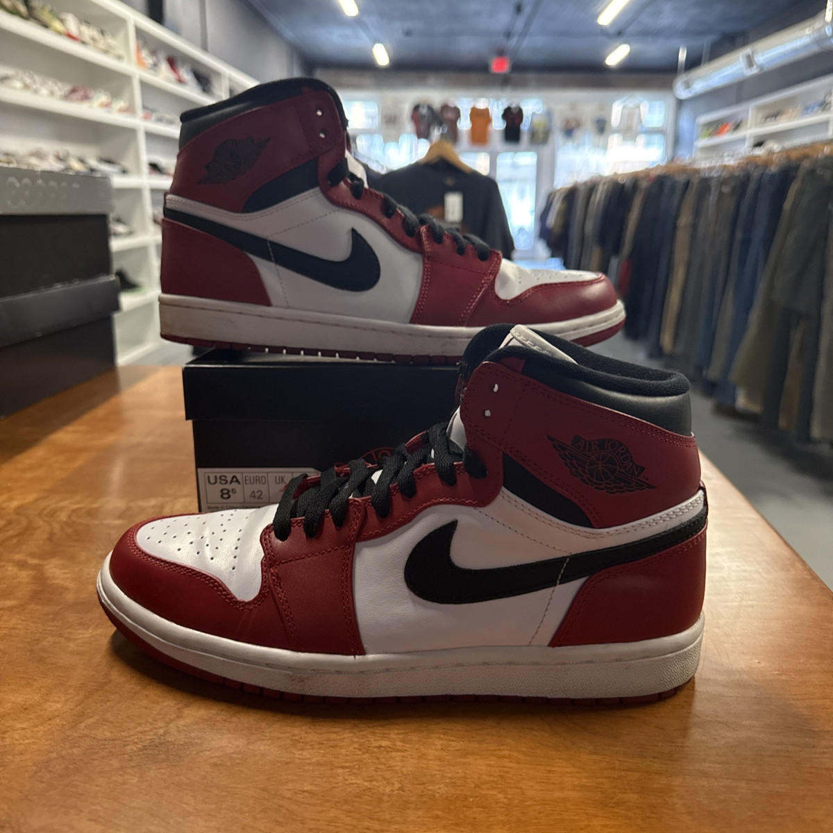 Jordan 1 Retro High Chicago 2013 for Sale | Authenticity Jordan 1 Retro High Chicago 2013 for Sale | Authenticity