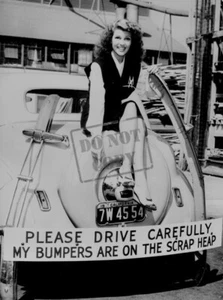 Movie star Rita Hayworth World War 2 WWII 8 x 12 Photo Picture - Picture 1 of 1