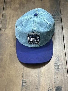 Vintage Sacramento Kings Logo verstellbare Mütze NBA Denim SELTEN lila Schirmmütze AJD - Bild 1 von 7