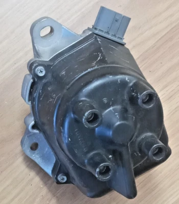 Distribuidor WAI DST17424 se adapta a 98-02 Honda Accord 2.3L-L4 Foto 1 de 4