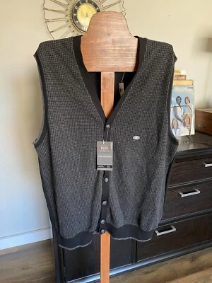 NWT Men’s Sweater Vest - Image 1 of 3