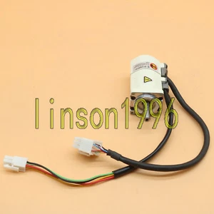 One Used For Panasonic AC Servo Motor MSM5AZA1AE Free Shipping - Picture 1 of 6