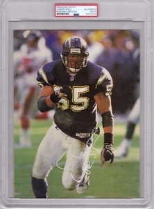 Junior Seau HOF Chargers Signed 8.5x11 Magazine Photo PSA/DNA AUTO ENCAPSULATED - Picture 1 of 1