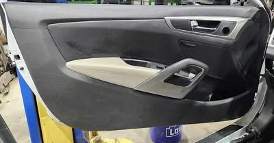 2012 Hyundai Veloster Front Door Trim Panel Left Driver Side Black/Gray OEM - Image 1 of 2