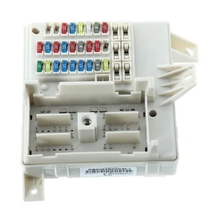 Genuine GM 2008 Enclave 2007-2008 Outlook Fuse and Relay Junction Block 25855323 - Picture 1 of 7