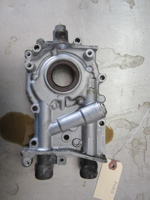 Engine Oil Pump From 1999 Subaru Impreza  2.5 - Image 1 of 4