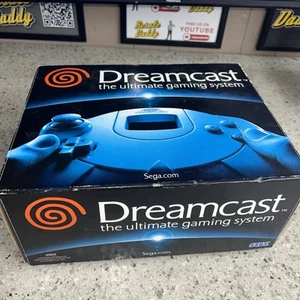 SEGA Dreamcast HKT-3020 Home Console White W BOX / NO VMU (2 Controllers) - Picture 1 of 18