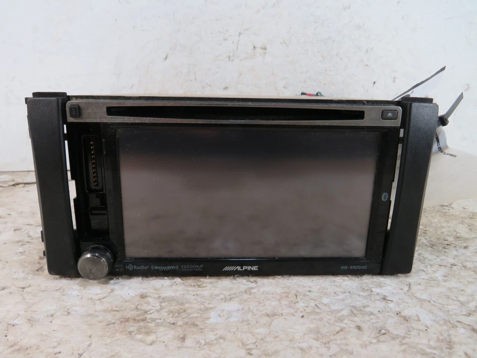 Receptor multimedia de radio Alpine INE-5920HD pantalla de 6" navegación Bluetooth LKQ Foto 1 de 4