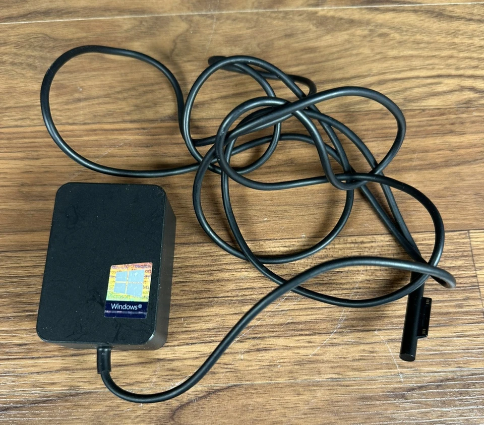 Genuine Microsoft Surface Pro 4 5 6 GO Wall Charger AC Power Adapter 1735 24W - Image 1 of 4