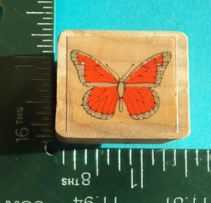 DETAILED BUTTERFLY Rubber Stamp by Hero Arts  Bug Insect Summer Flower Garden - Picture 1 of 2