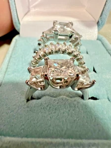 Gorgeous vintage Sw Sterling.925 CZ Ring Set Size 6. - Picture 1 of 17
