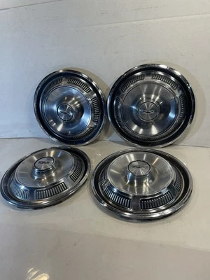 Ford Fairlane Falcon Torino 1969-1971 de colección, etc.  "Cubiertas de rueda tapacubos de 14""" Foto 1 de 4