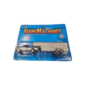 Ertl 1/64 Scale Farm Machines Ford F-250 Pickup with Livestock Trailer New - Picture 1 of 5