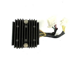 SH541-12 régulateur HONDA VF 750 F INTERCEPTOR RC15 1984 occasion 101729 - Imagen 1 de 5