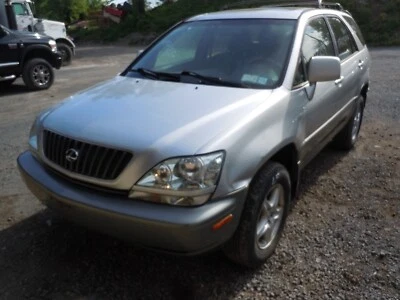 1999 2000 Lexus RX300 Rear Differential Carrier 2.928 Ratio OEM Non-Locking - Image 1 of 2