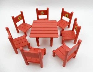 VINTAGE SYLVANIAN FAMILIES MAPLETOWN FURNITURE 1 TABLE & 7 CHAIRS, 1980'S MC TOY - Picture 1 of 15