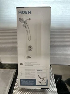 Grifo de ducha Moen 82611 4 pulgadas - cromado - Imagen 1 de 8