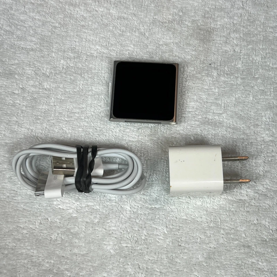 Apple iPod nano 6th Generation Silver 8GB A1366 Tested Working Slight Yellowing - Image 1 of 4