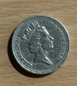 1 Pound 1994 with error letters upside down, nice! - Picture 1 of 3